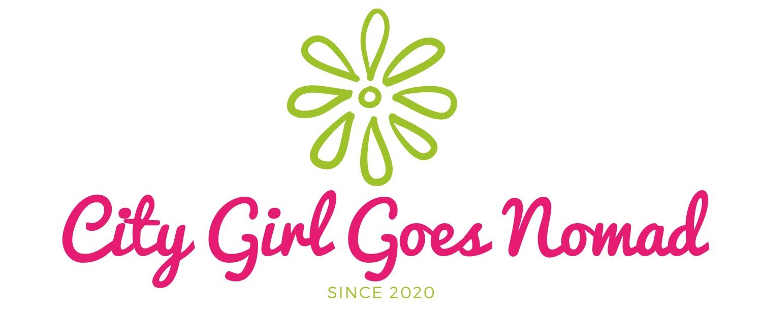 City Girl Goes Nomad Logo - Initial